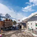 Le Nid Des Pyrenees - La Mongie Appartement